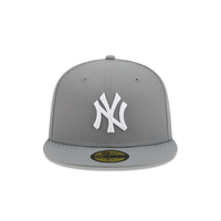 New Era 59FIFTY New York Yankees Color Basic Fitted Hat - Stone Grey / White